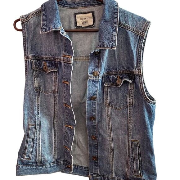 Forever 21 Jackets & Blazers - Forever 21 Women's Denim Vest Jacket Blue Sleeveless Size M Casual